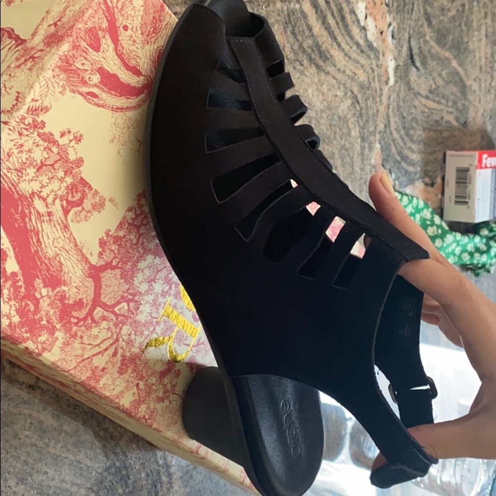 Arche shoes